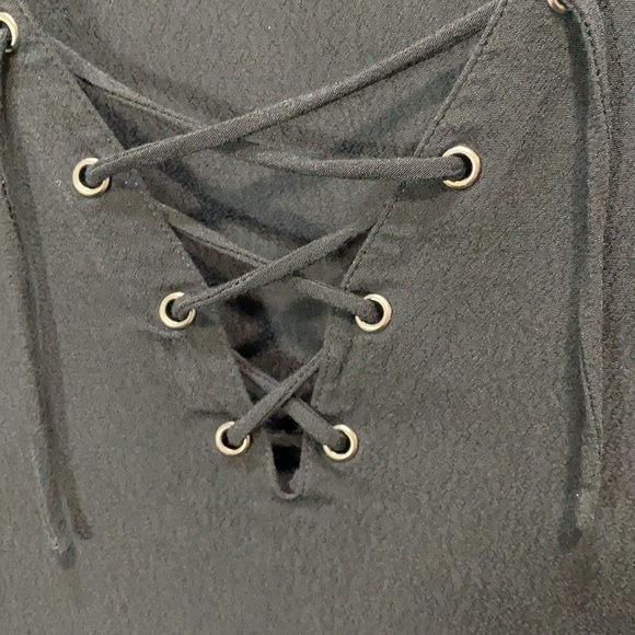 5 for $25 Wilfred free aritzia redling lace up blouse black - Picture 5 of 11